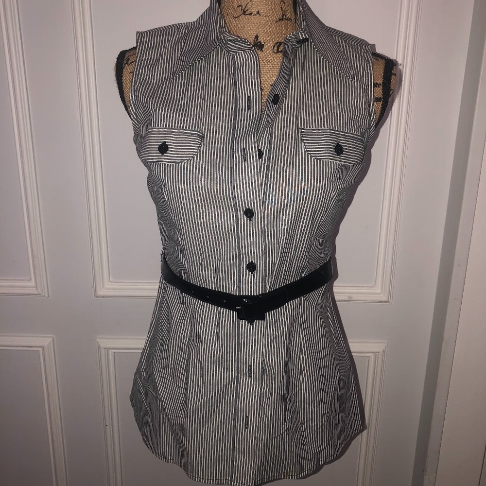 NWOT Black & White Short Sleeve Button Up
